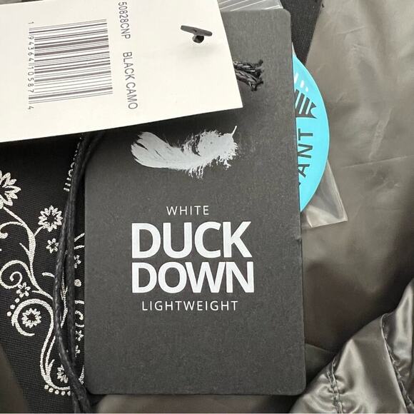 Anorak Crop Sleeve Puffer Jacket Black Camo Size M NEW - Picture 16 of 16